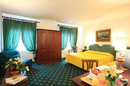 Hotel S.Giorgio & Olimpic - image 4