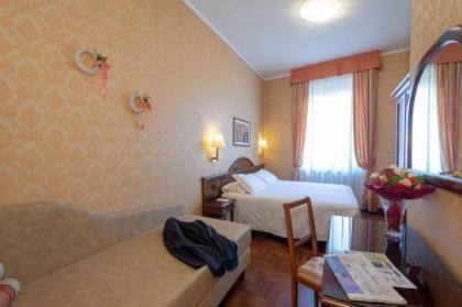 Hotel Boccaccio - image 14