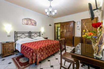 Hotel Collodi Firenze - image 1