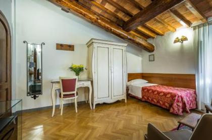 Hotel Collodi Firenze - image 6