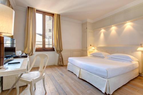 Grand Hotel Cavour - image 7