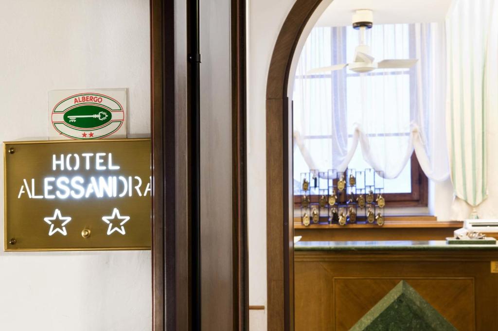 Hotel Alessandra - image 5