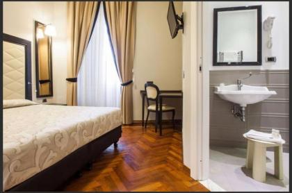 Hotel Lombardia - image 14