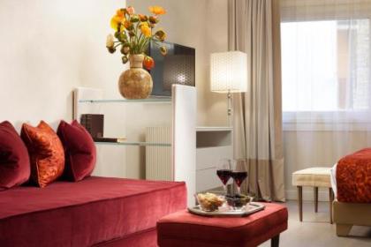 Ponte Vecchio Suites & Spa - image 14