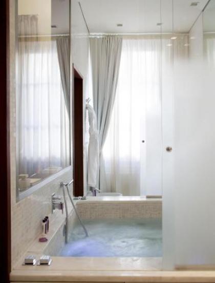 Ricasoli Firenze Luxury Apartments | UNA Esperienze - image 14