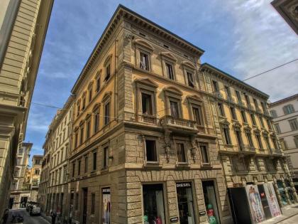 Picturesque Apartment in Florence Town Centre - image 10