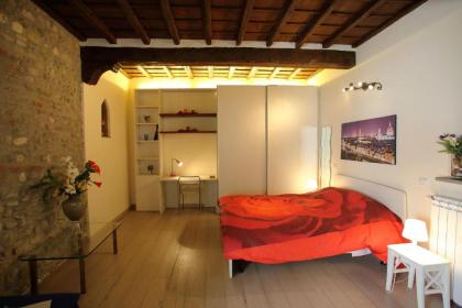 Visit Florentia Apartment - image 1