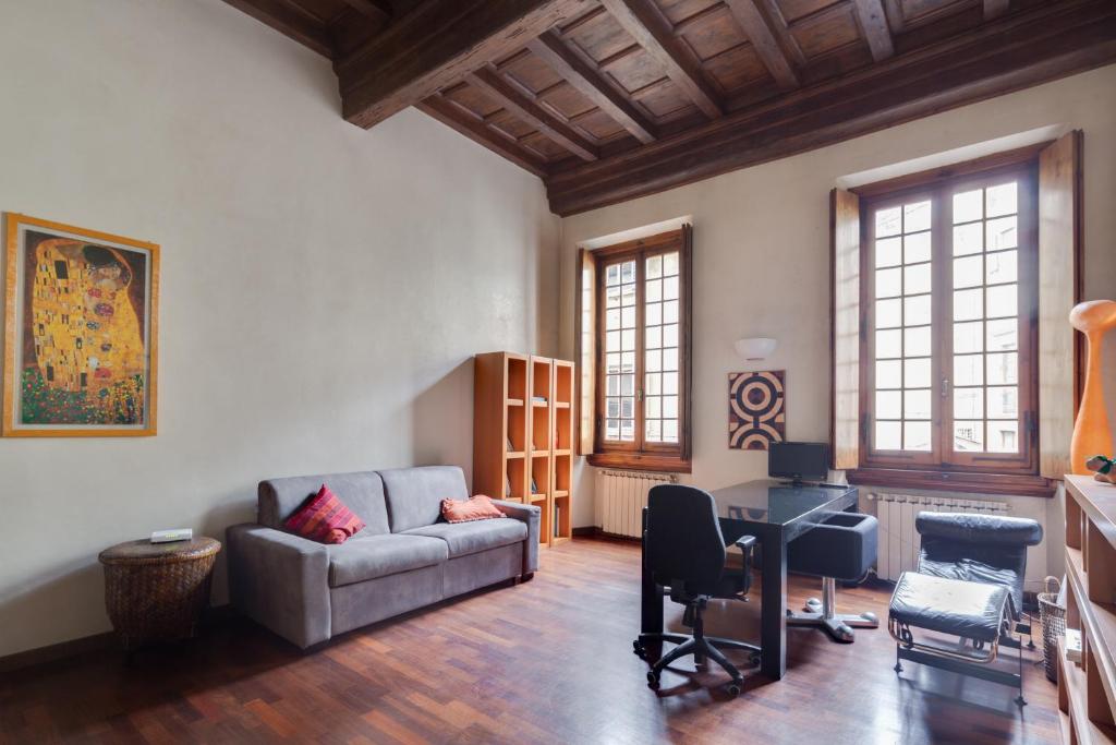 Tornabuoni Apartment - main image