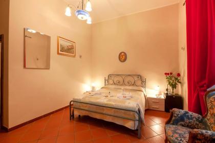 La Rosa Di Firenze B&B - image 14