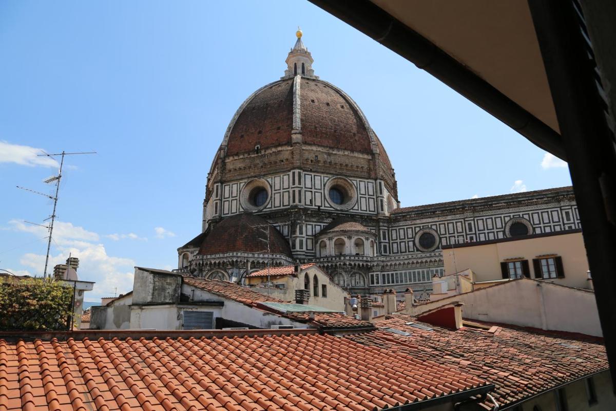 Apartments Florence - Ricasoli Terrace - main image