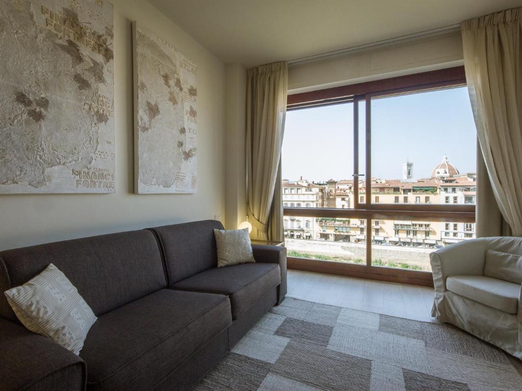 Apartments Florence - Ponte Vecchio Exclusive - image 3