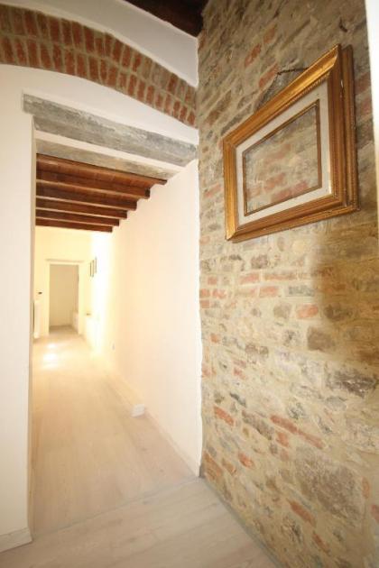 Bargello Guest House - image 20