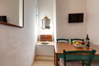 Faenza Apartment - image 16