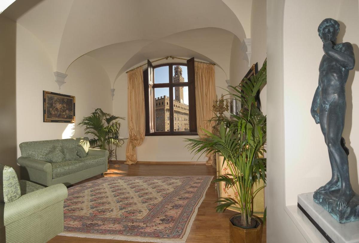 Michelangiolo Penthouse - main image