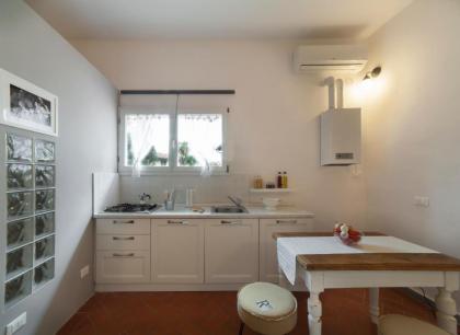 Central Pitti Studio Flat - image 5