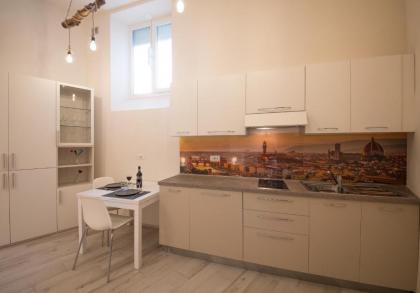 Visit Florentia Apartment - image 14