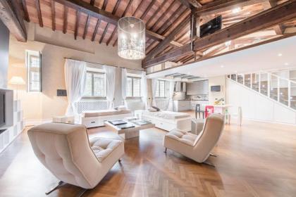 Duomo Luxury Loft - image 1