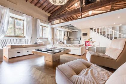 Duomo Luxury Loft - image 2