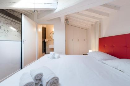 Duomo Luxury Loft - image 10