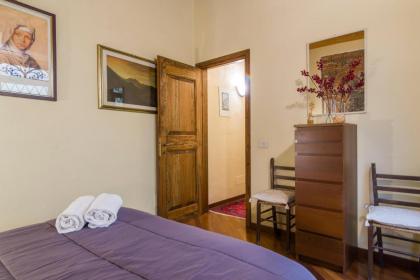 Florence Ariento Romantic Apartment - image 17