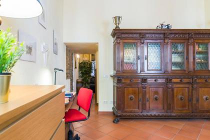 Florence Ariento Romantic Apartment - image 19