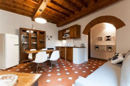 Borgo Pinti Apartment - image 2