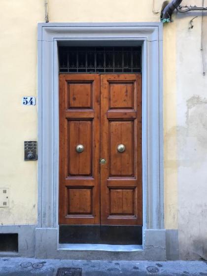 Borgo Pinti Apartment - image 20