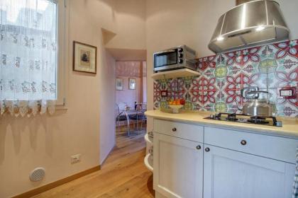 Romantic apartment in the heart of Florence - image 16