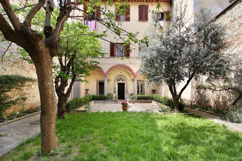 Piazza Dei Ciompi With Private Garden - image 6