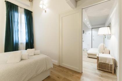 Contemporary Conce 2 Bedrooms flat - image 8