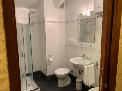 1 bedroom flat for 4 persons - image 18