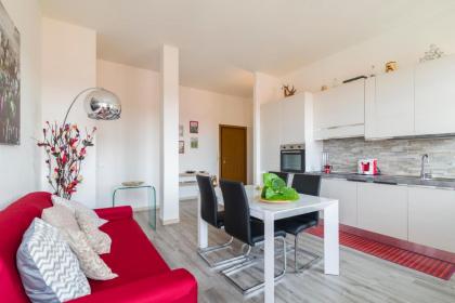 Visarno Arena Apartment - image 4