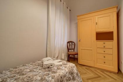 Piazza Mentana Apartment - image 10