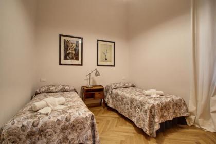 Piazza Mentana Apartment - image 11