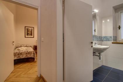 Piazza Mentana Apartment - image 15