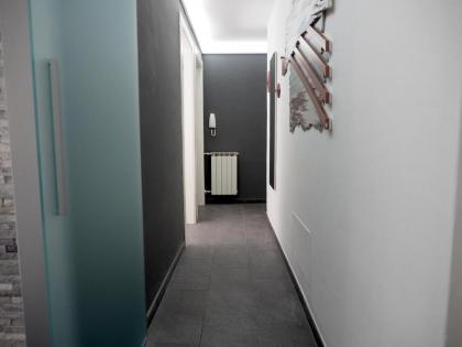 Pitti Apartment - image 17