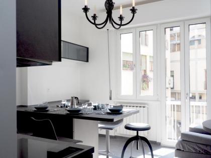 Pitti Apartment - image 19