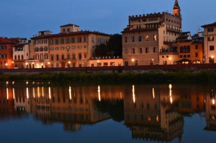 Airport Suites in Florence with FREE parking - image 3