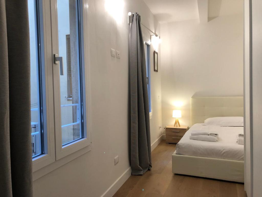 San Frediano Apartment - image 5