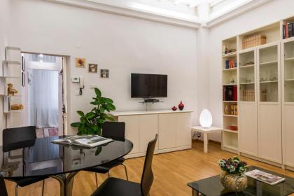 Apartments Florence Charming Santo Spirito - image 2