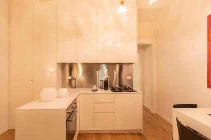 Santa Croce Luxury 2 Bedroom - image 14