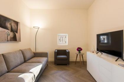 Apartments Florence - Duomo Contemporary - image 3