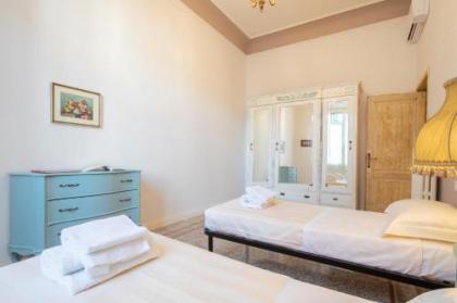 Santa Maria Novella 4 bedrooms - image 20