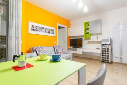 Colorful Boccaccio Apartment - image 15