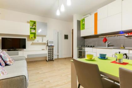 Colorful Boccaccio Apartment - image 16