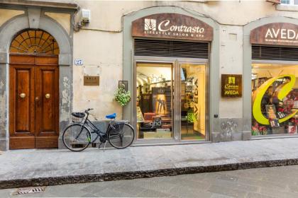 Florence City Center Flat Via Dei Neri - image 17