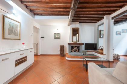 TORNABUONI apartment- hosted by Sweetstay - image 18