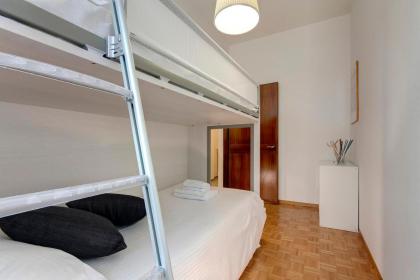 Mamo Florence - Lungarno Apartment - image 17