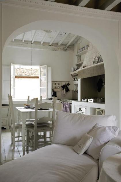 White Home - image 6