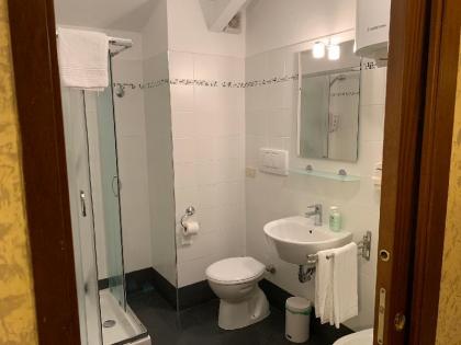 1 bedroom flat for 4 persons - image 13